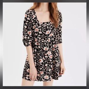 American Eagle Floral Dress Size Small